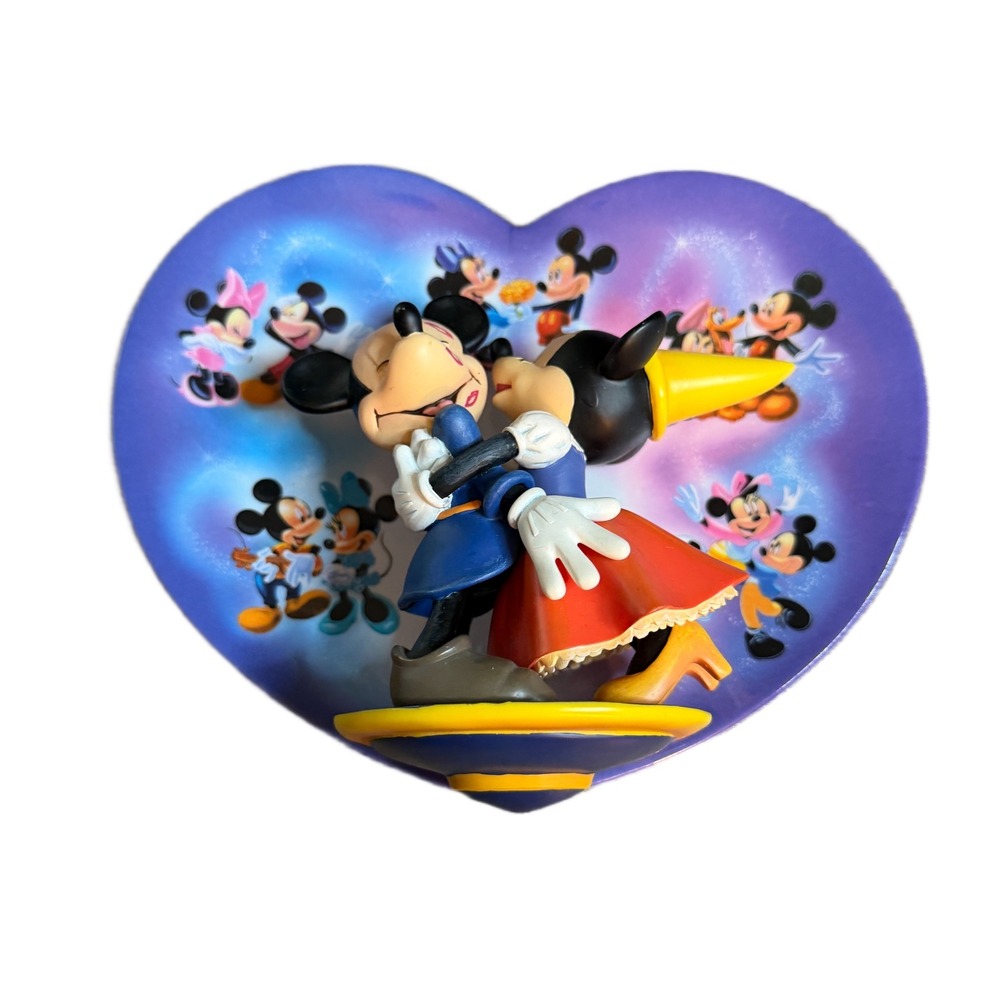 Disney Bradford Exchange Mickey Minnie 75th Anniversary 3D Heart Plate 2003